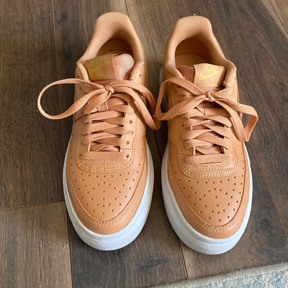 Nike Platform Court